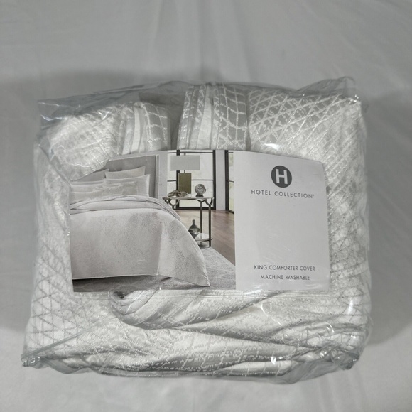 NIB $465 [ King Duvet Cover ] Hotel Collection Diamond Lattice Fresh White‎